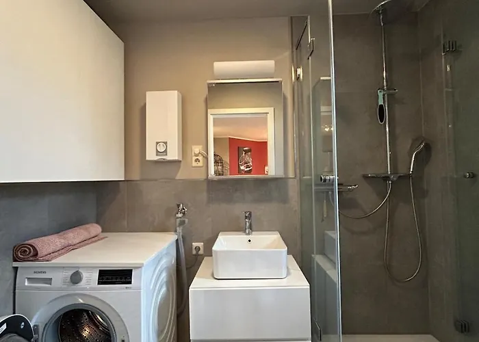 Lejlighed Helle Souterrain-wohnung Mit Eigenem Eingang Erftstadt